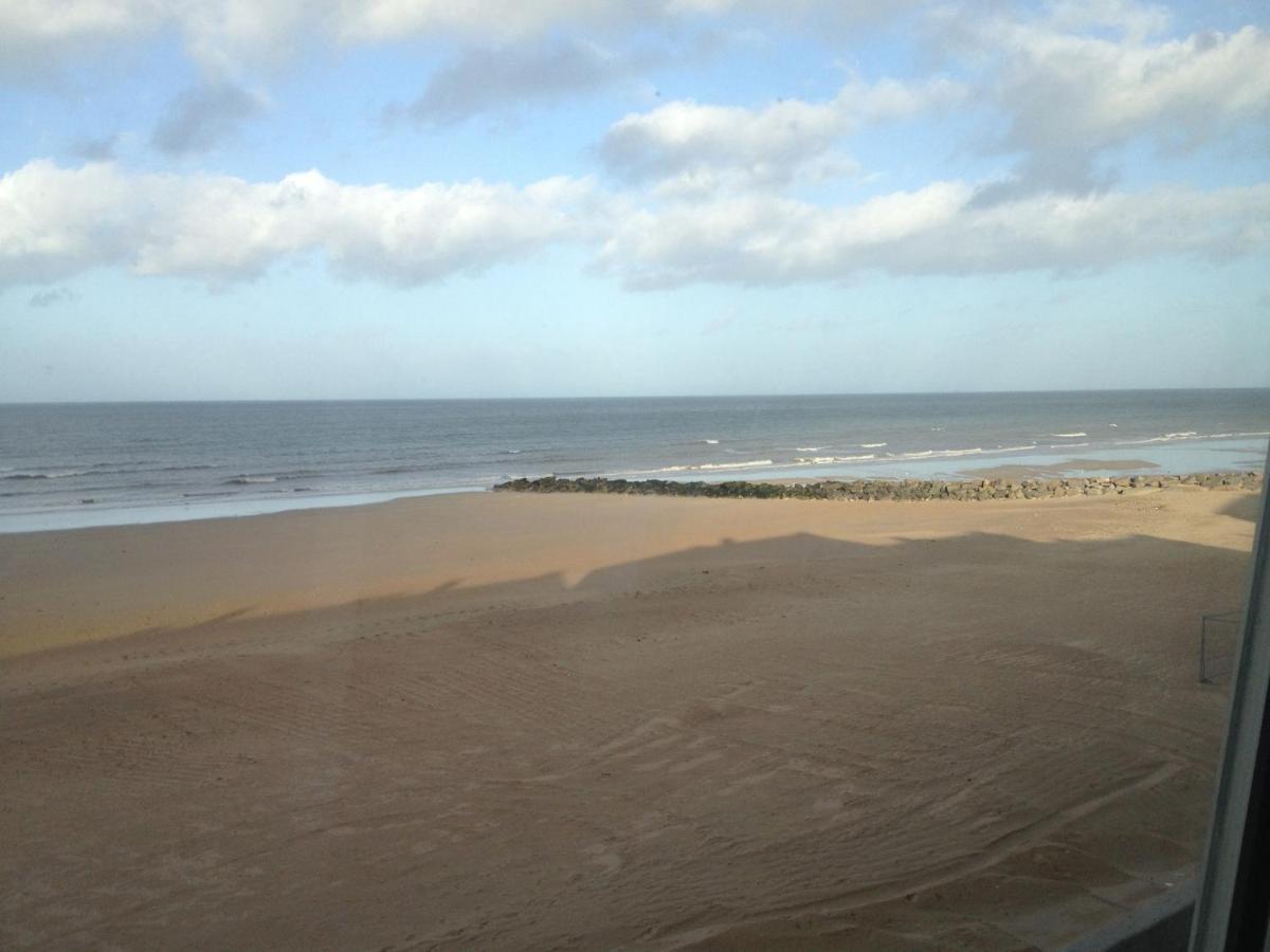 La Plage - Appartement Vue Mer Courseulles-sur-Mer Bagian luar foto